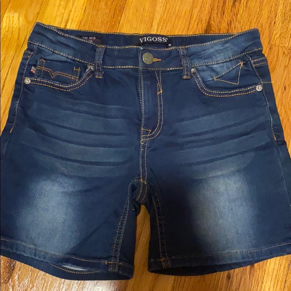 Stretchy jean shorts